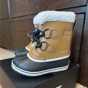 SOREL Yoot Pac TP Waterproof Boots - Size 9